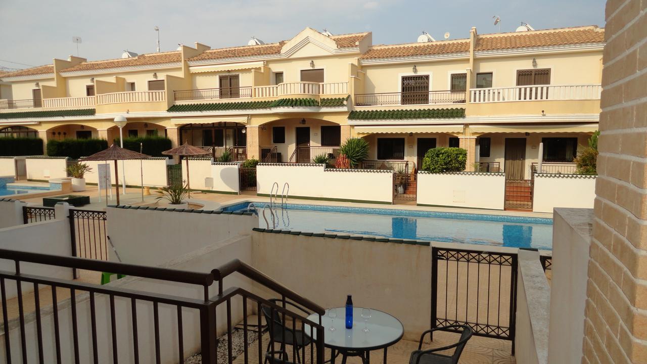 He Amalia-Quesada Apartment กิวดาด เกซาดา ภายนอก รูปภาพ
